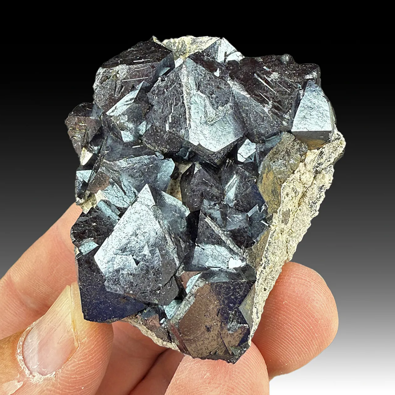 Magnetite - image 1