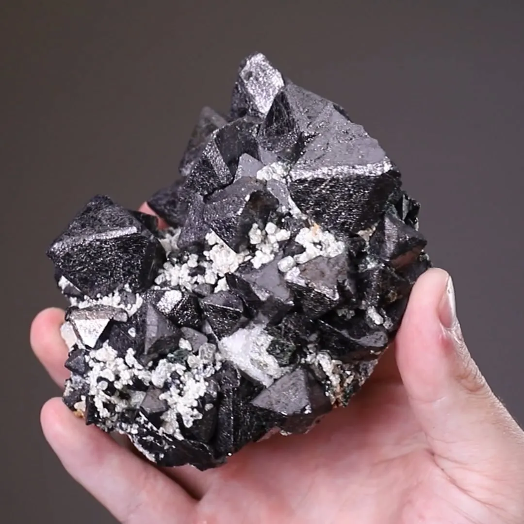 Magnetite - image 2
