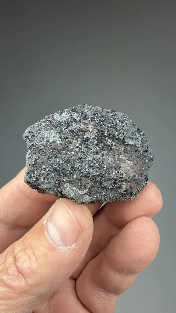 Magnetite - image 2