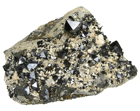 Magnetite - image 1