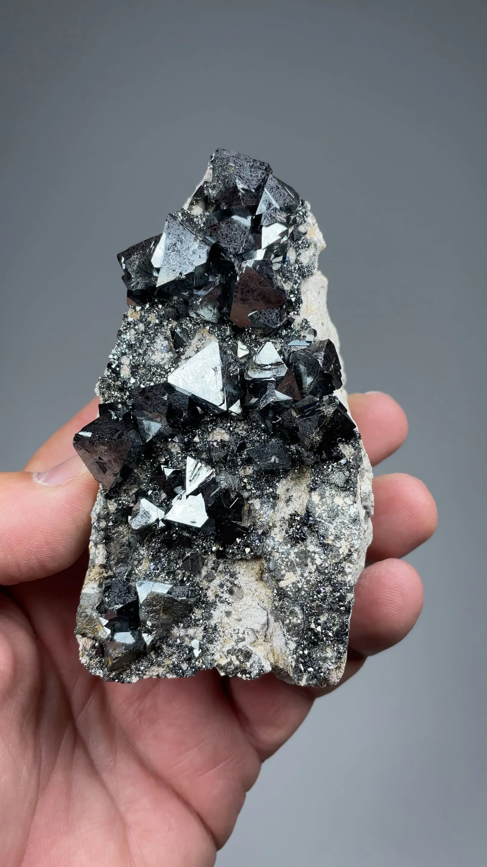 Magnetite - image 2