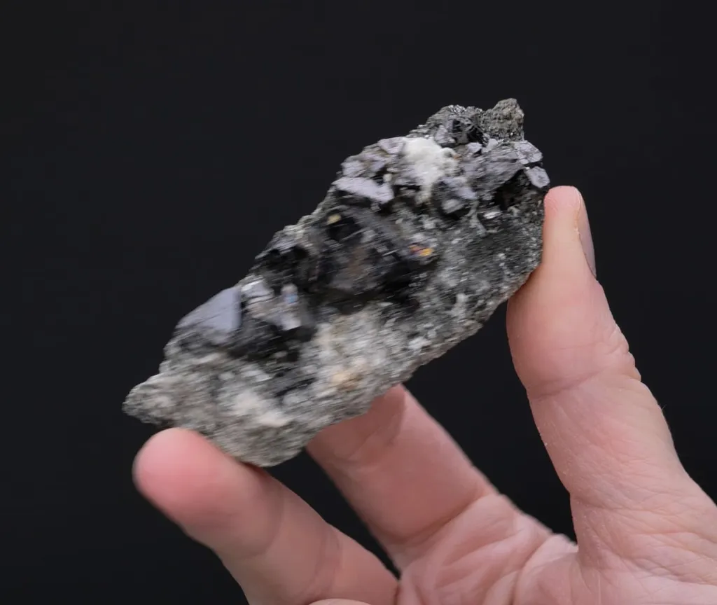 Magnetite - image 2