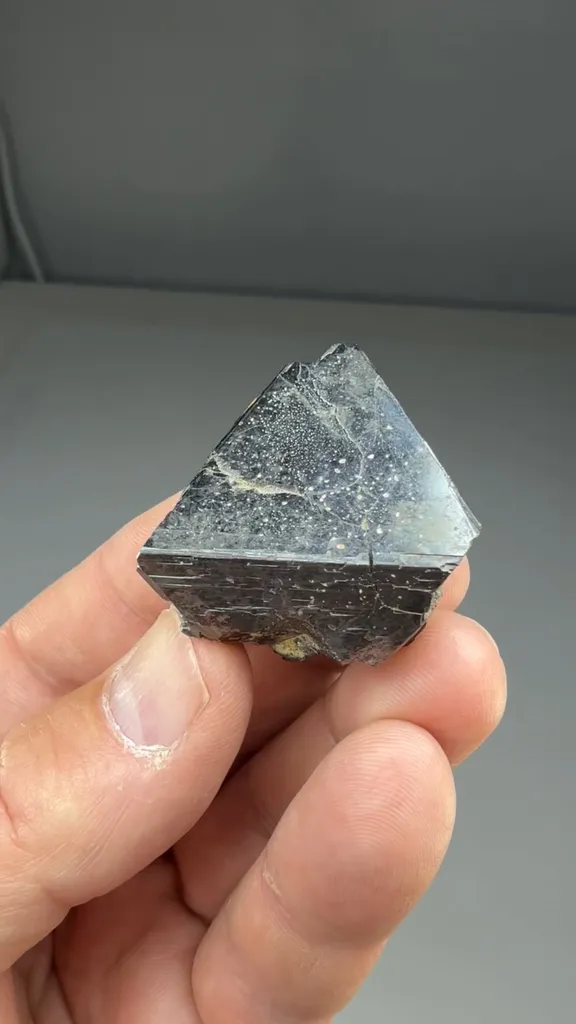 Magnetite - image 2