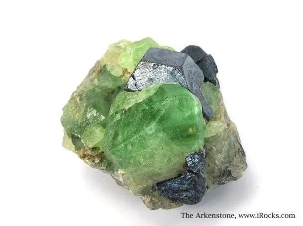Magnetite and Peridot - image 5