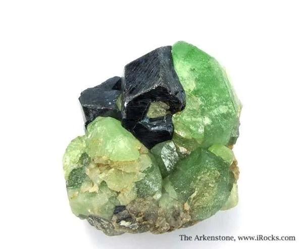Magnetite and Peridot - image 2