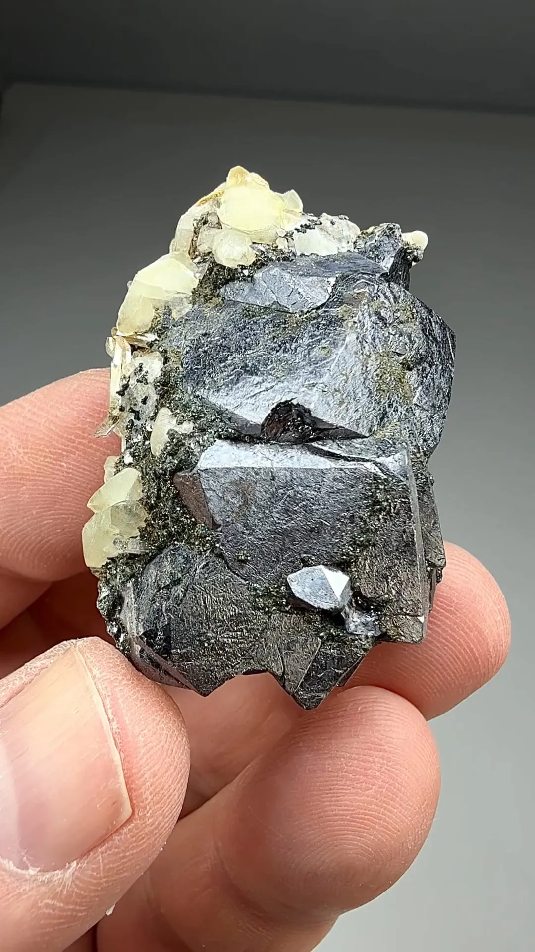 Magnetite - image 2