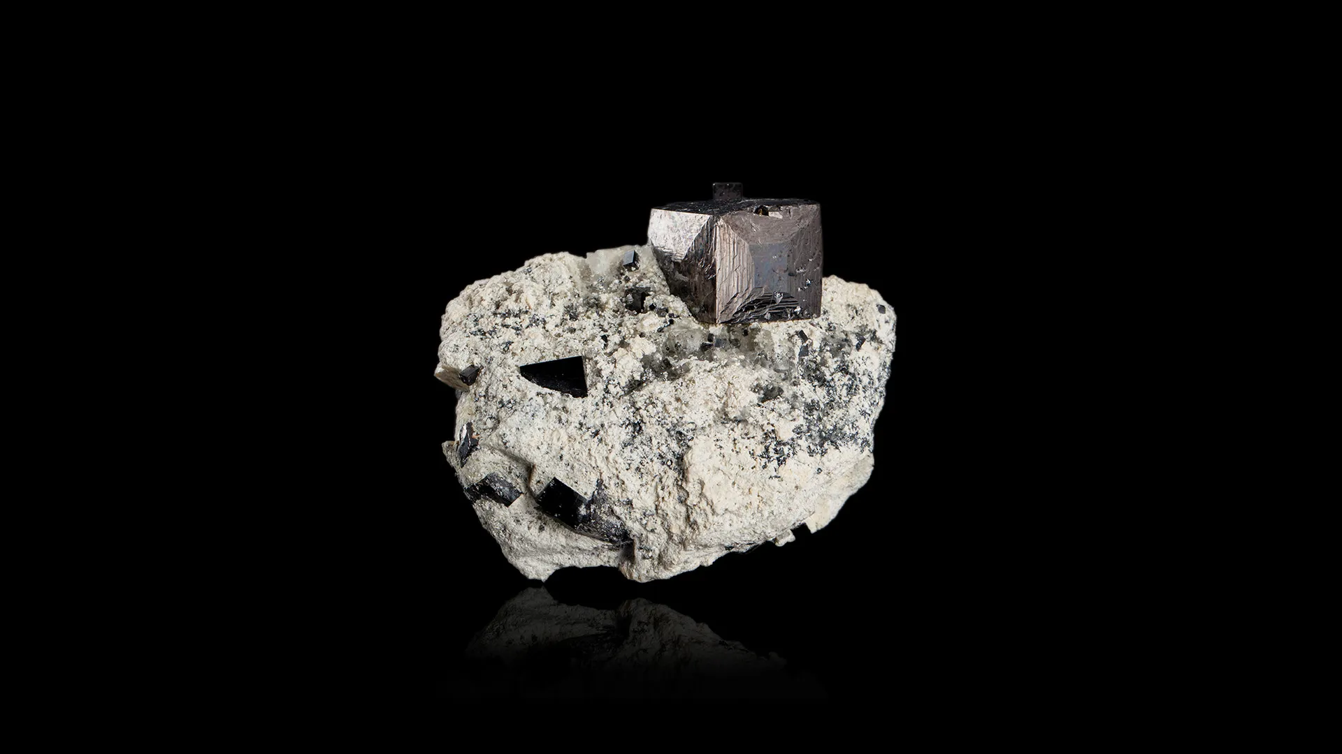 Magnetite - image 1