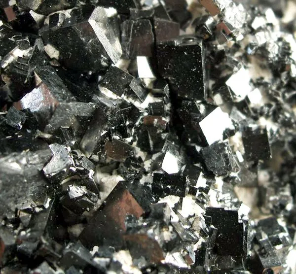 Magnetite - image 2