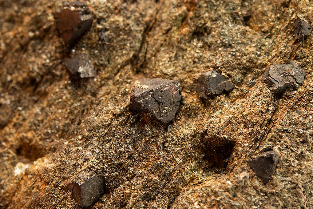 Magnetite - image 2