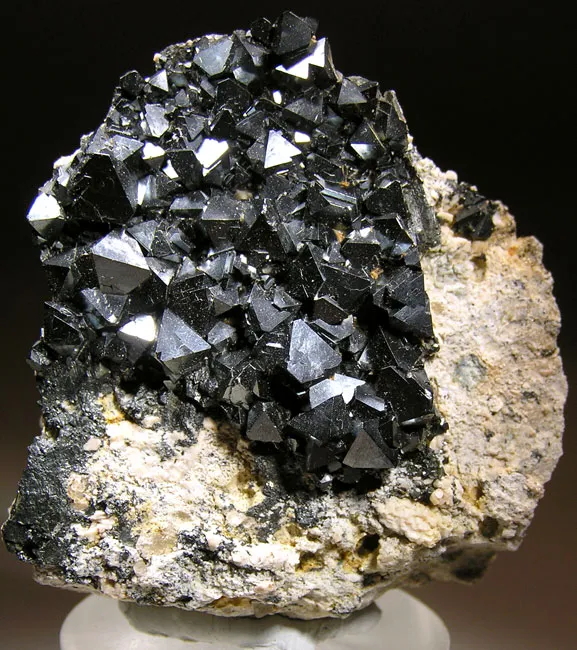 Magnetite image