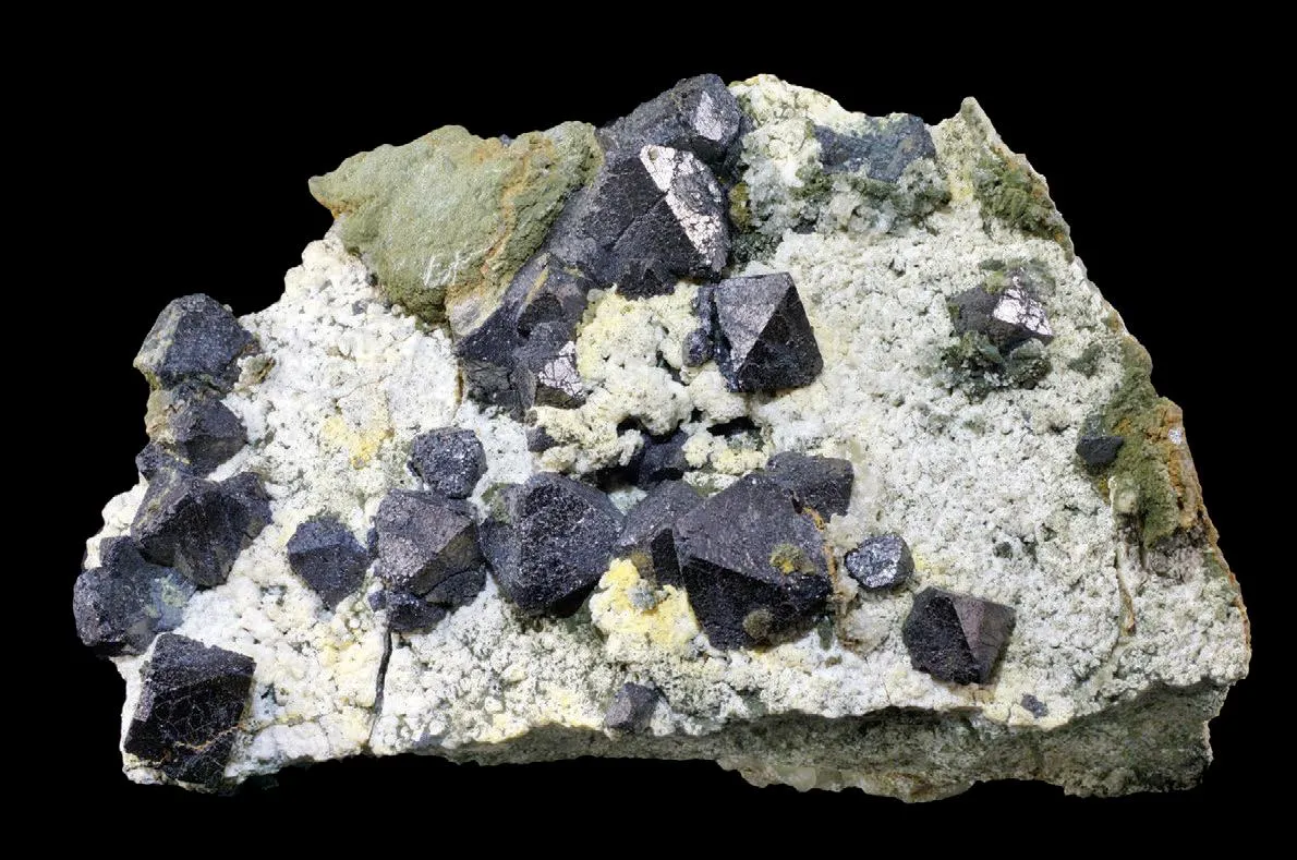 Magnetite - image 1