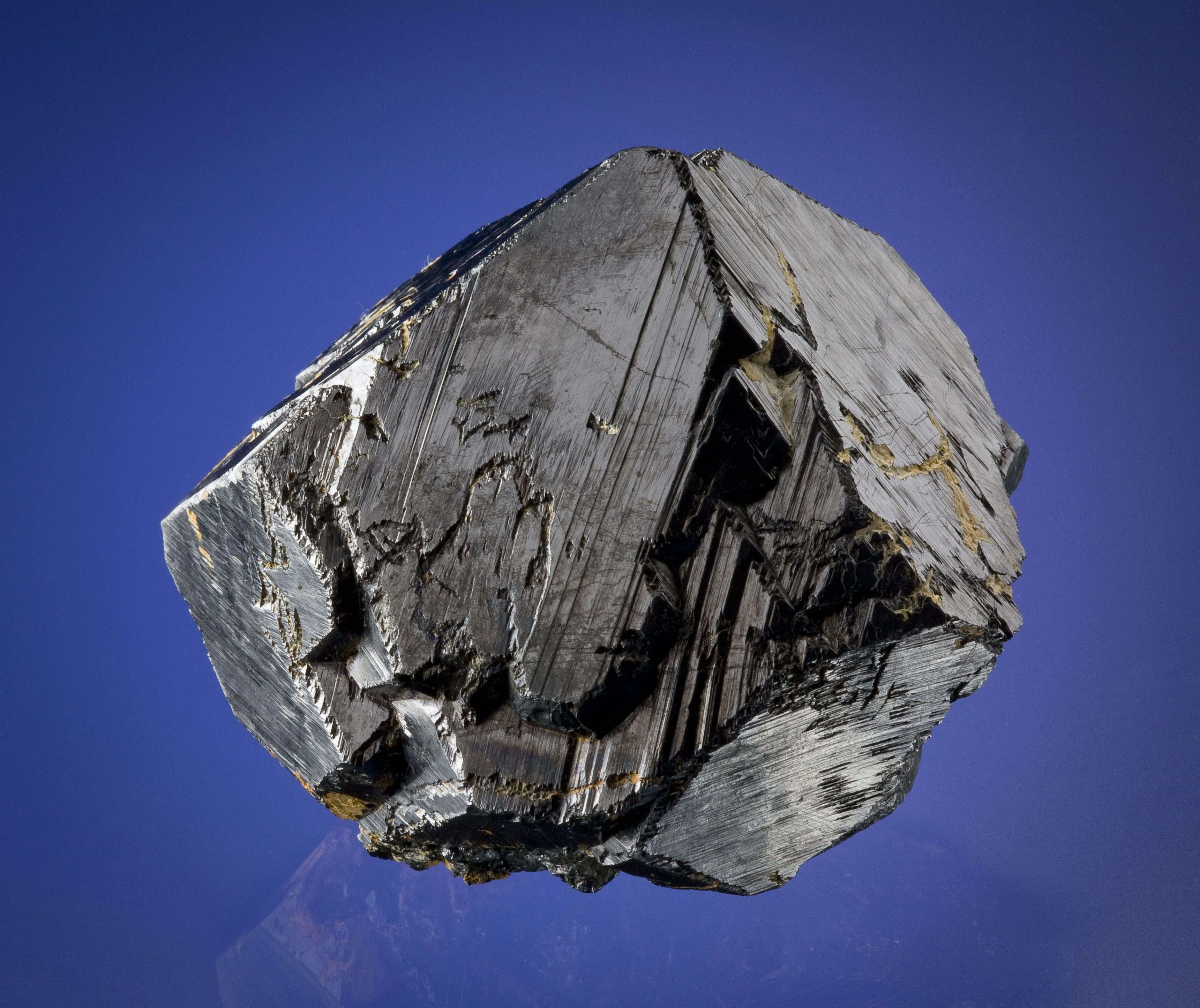 Magnetite (Huge Crystal) - image 2