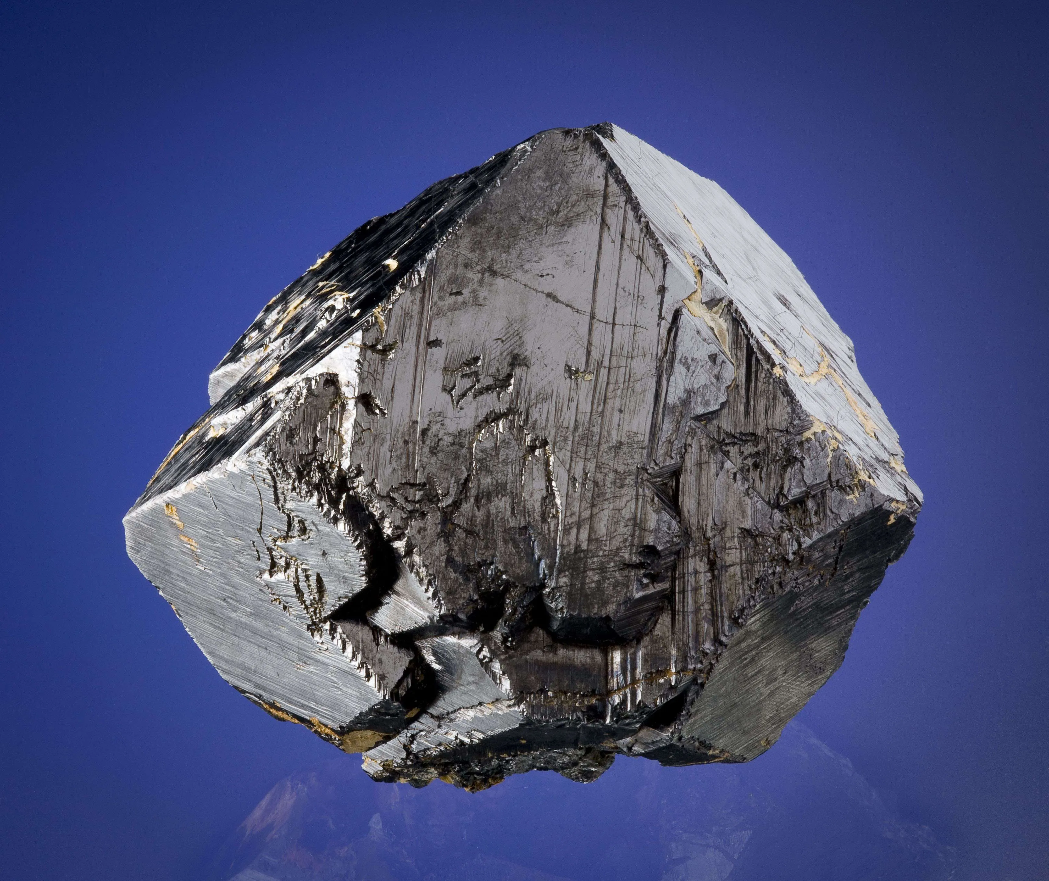 Magnetite (Huge Crystal) - image 1