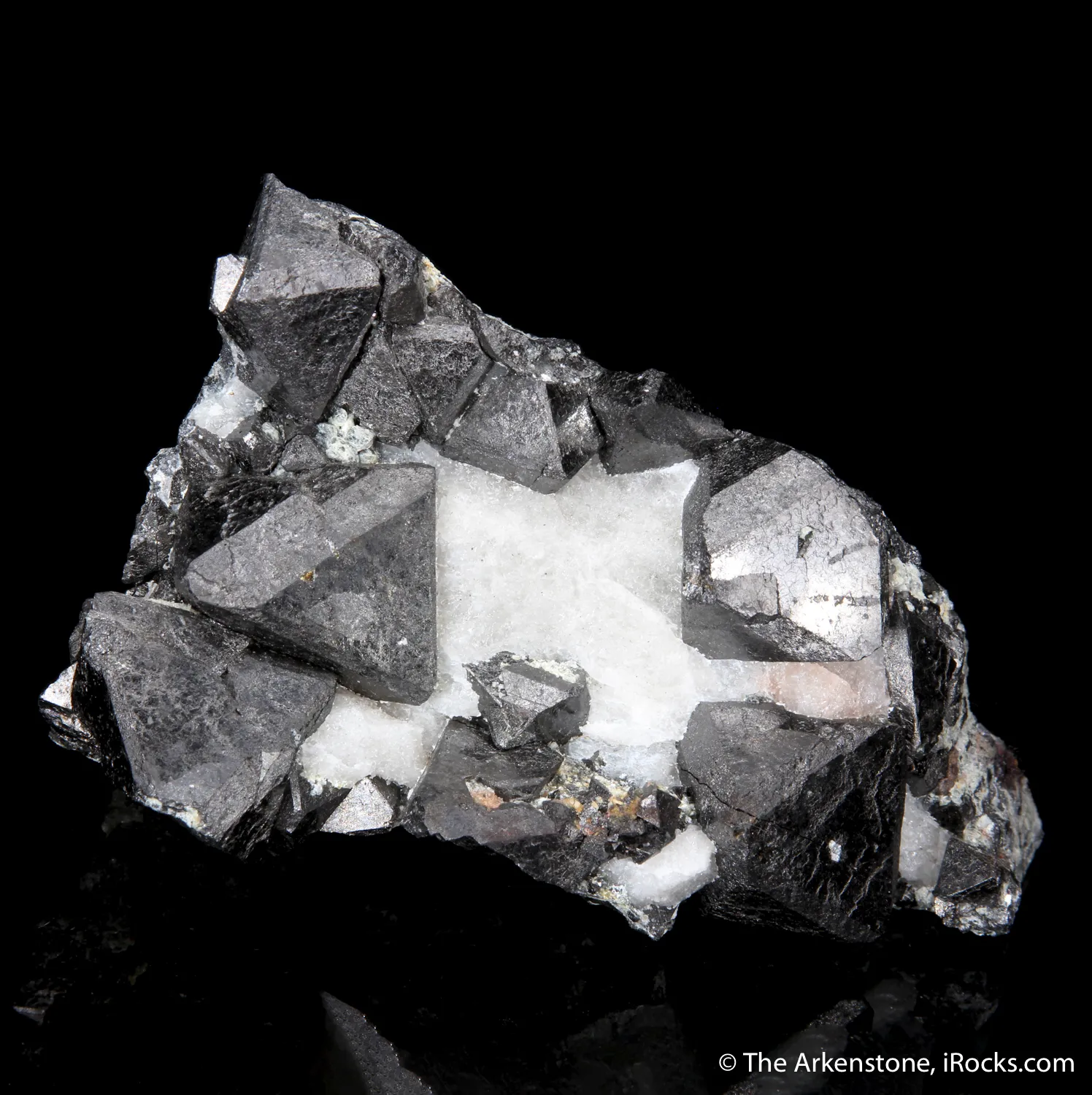 Magnetite (unusual locale) - image 5