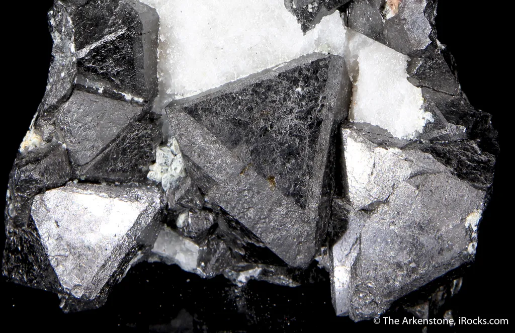 Magnetite (unusual locale) - image 6
