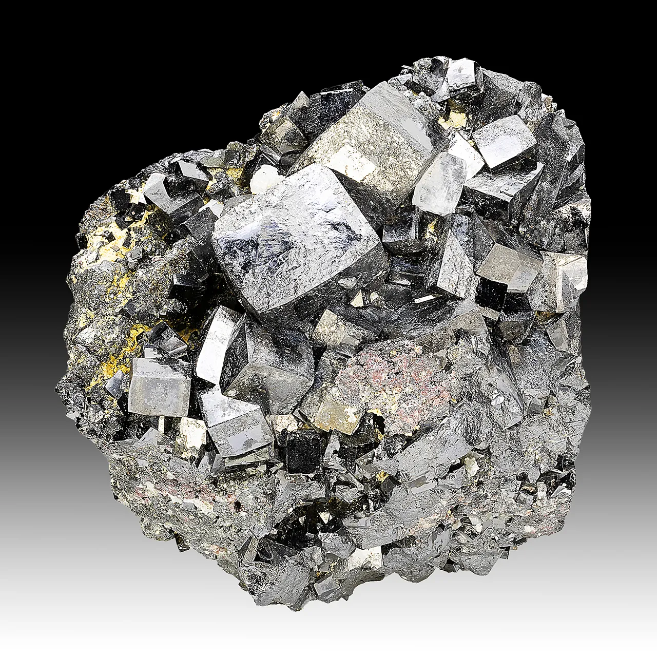 Magnetite with Anhydrite - image 1