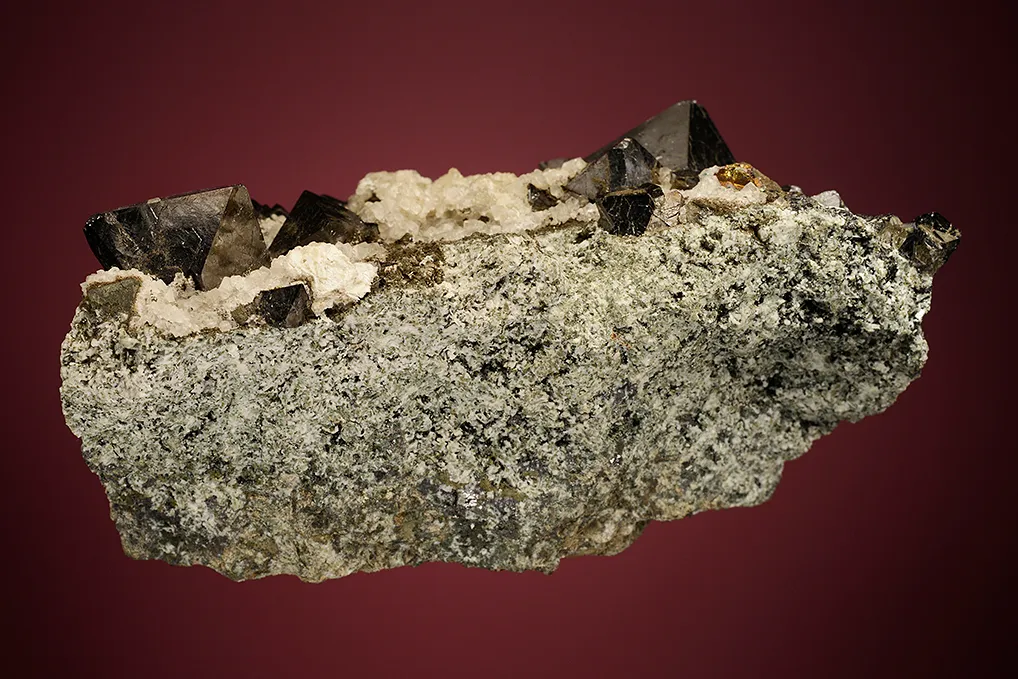 Magnetite with Calcite and Pyrite - image 5