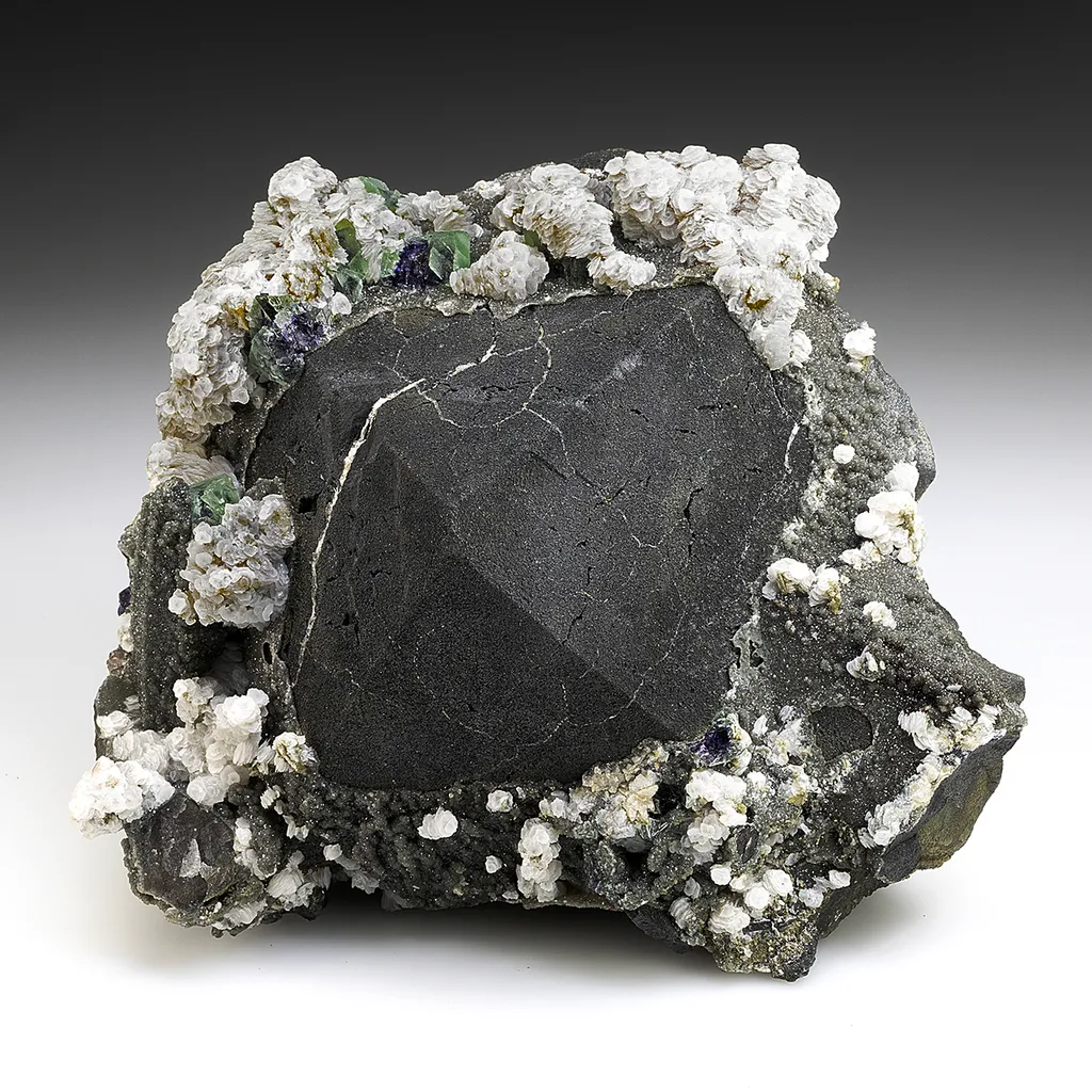 Magnetite with Calcite, Quartz, Fluorite image