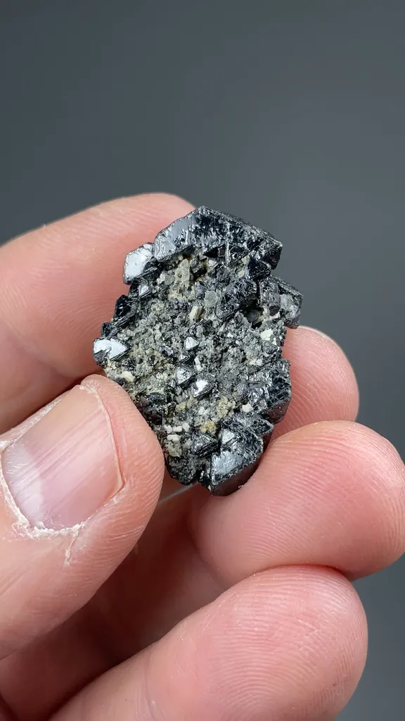 Magnetite with Feldspar - image 2