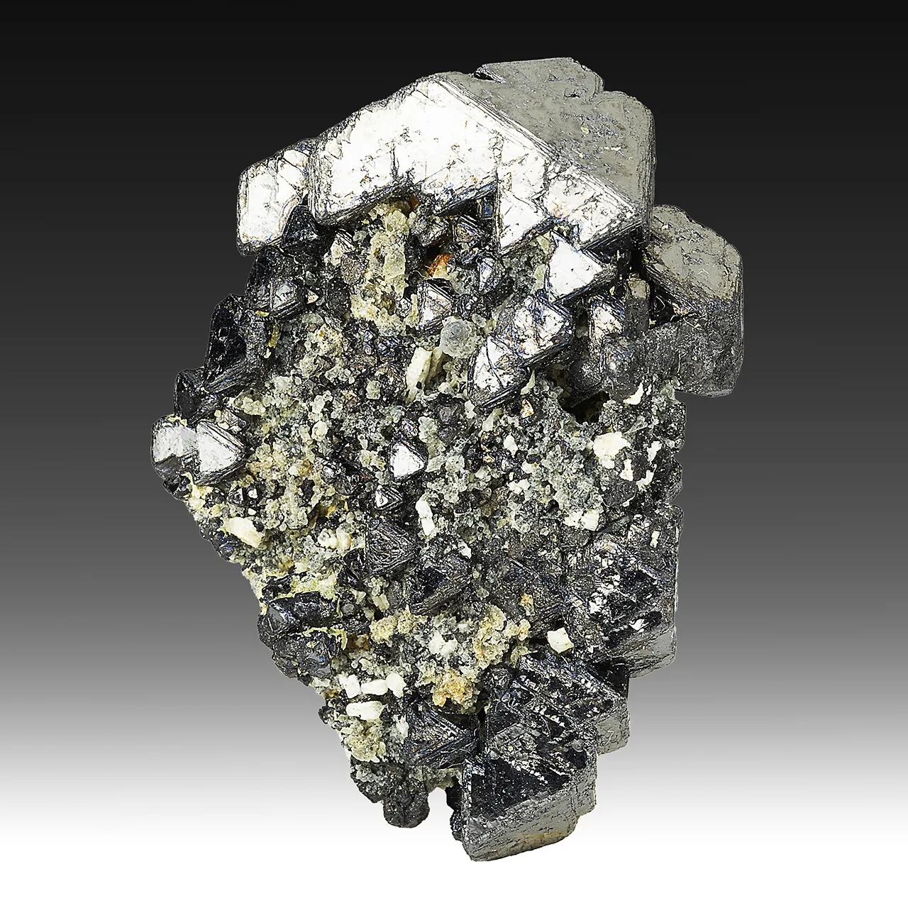 Magnetite with Feldspar - image 1