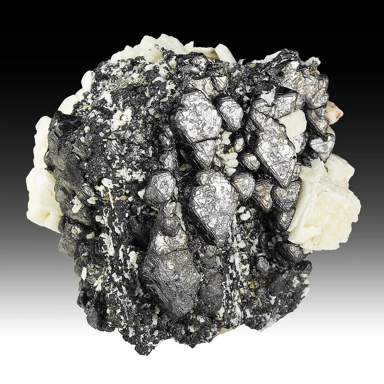 Magnetite with Feldspar - image 1