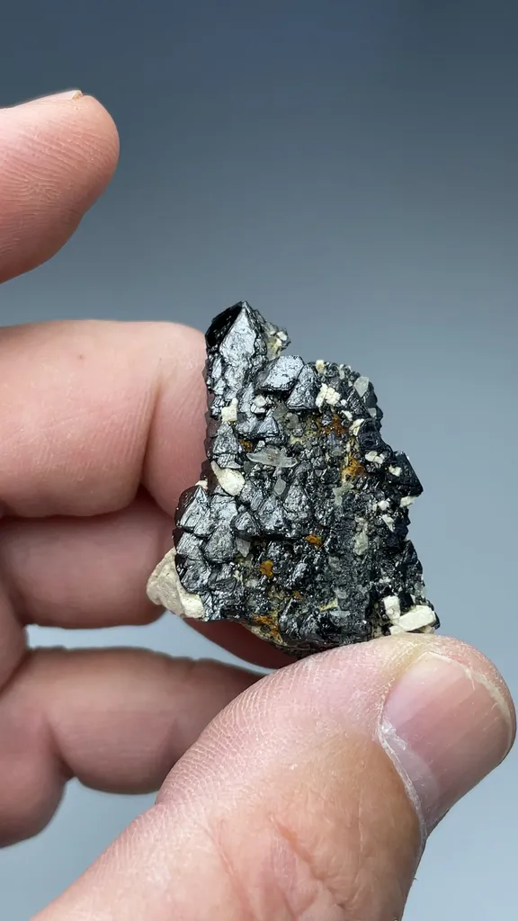 Magnetite with Feldspar, Quartz - image 2