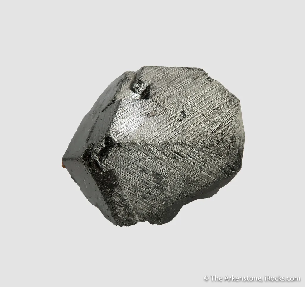 Magnetite with Helvine - image 5