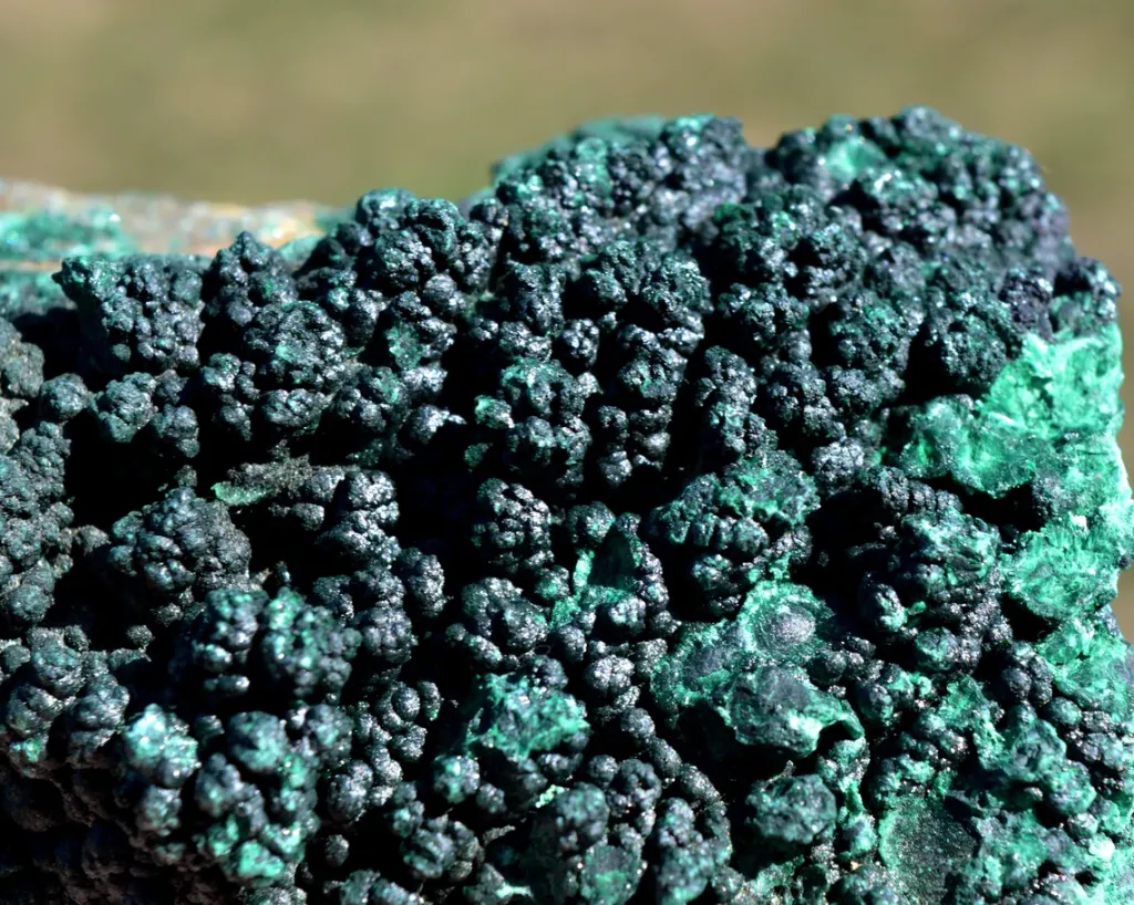 Malachite - 779 grams - Mashamba West Mine, Kolwezi mining district, Lualaba, DR Congo - image 4