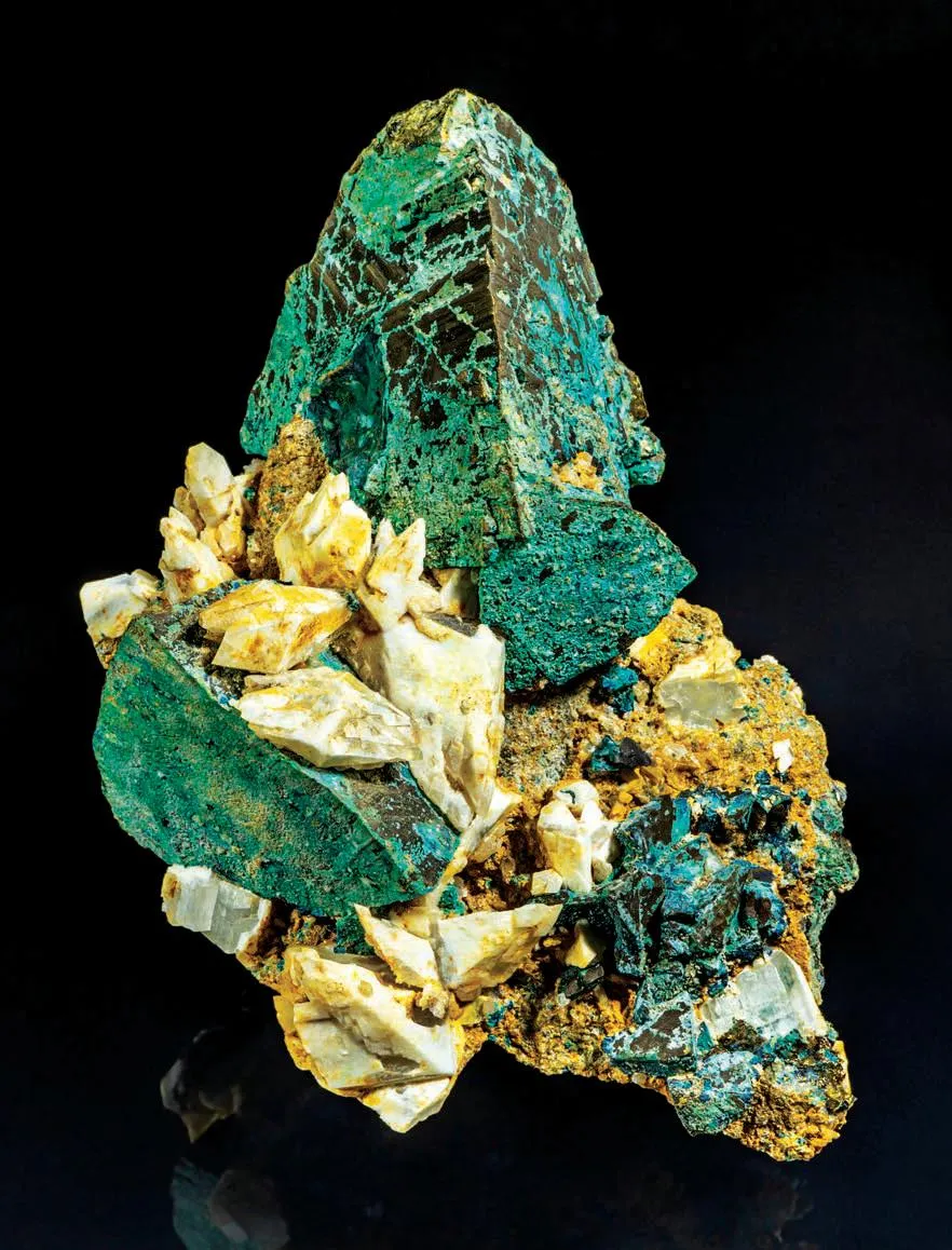 Malachite after Chalcopyrite with Calcite - image 1