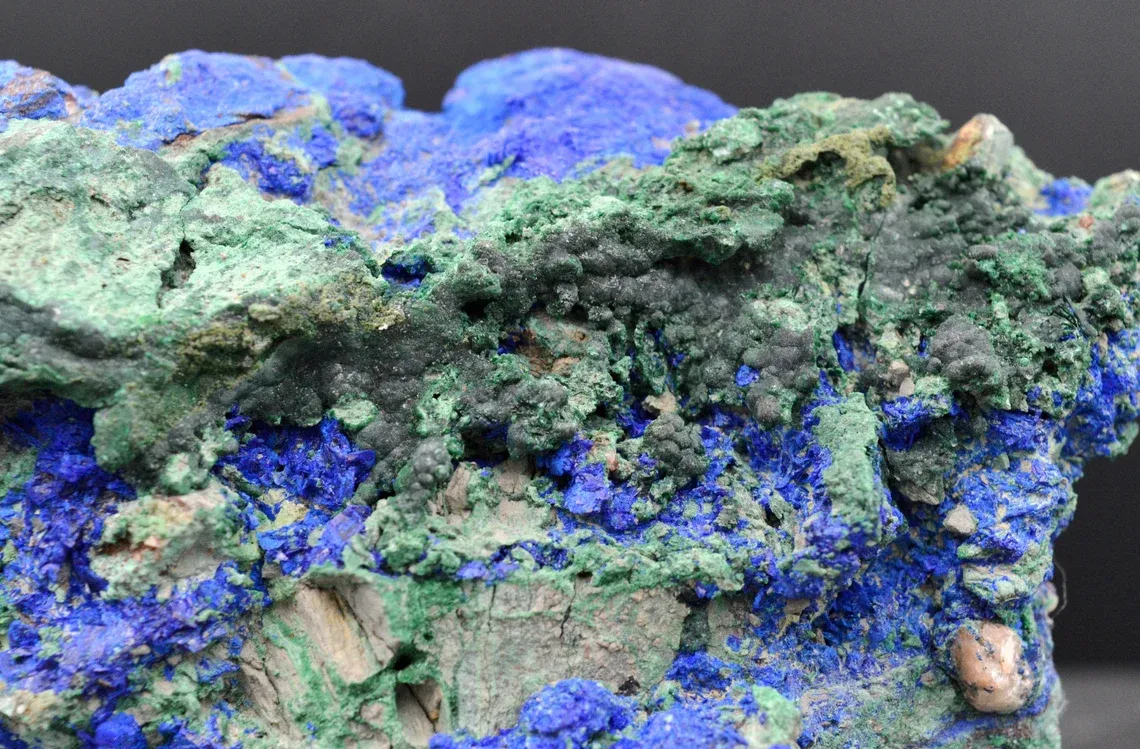 Malachite and Azurite - 835 grams - Tsumeb, Oshikoto Region, Namibia - image 5