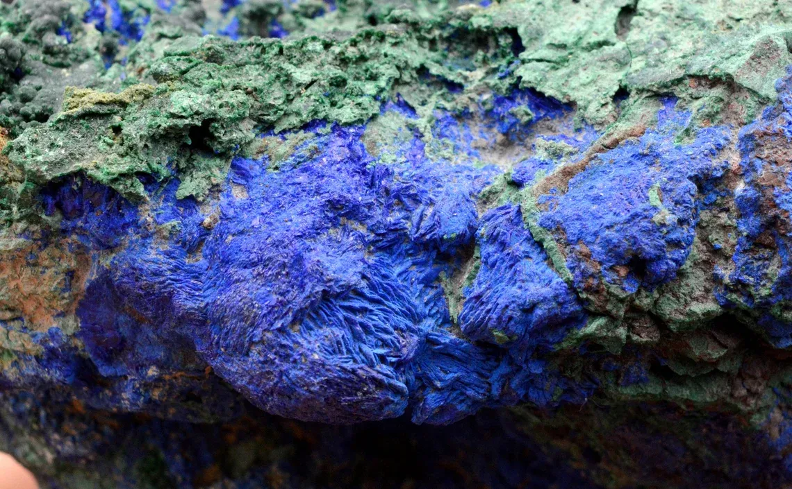 Malachite and Azurite - 835 grams - Tsumeb, Oshikoto Region, Namibia - image 6