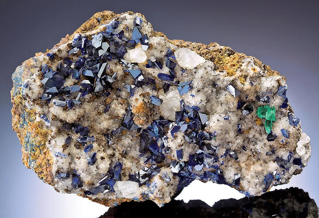 Malachite, Azurite, Quartz - image 1