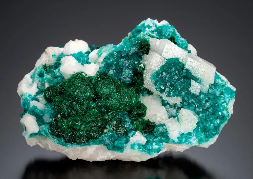Malachite, Dioptase, Duftite, Calcite image