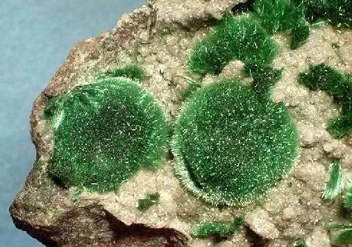 Malachite, Dolomite - image 2