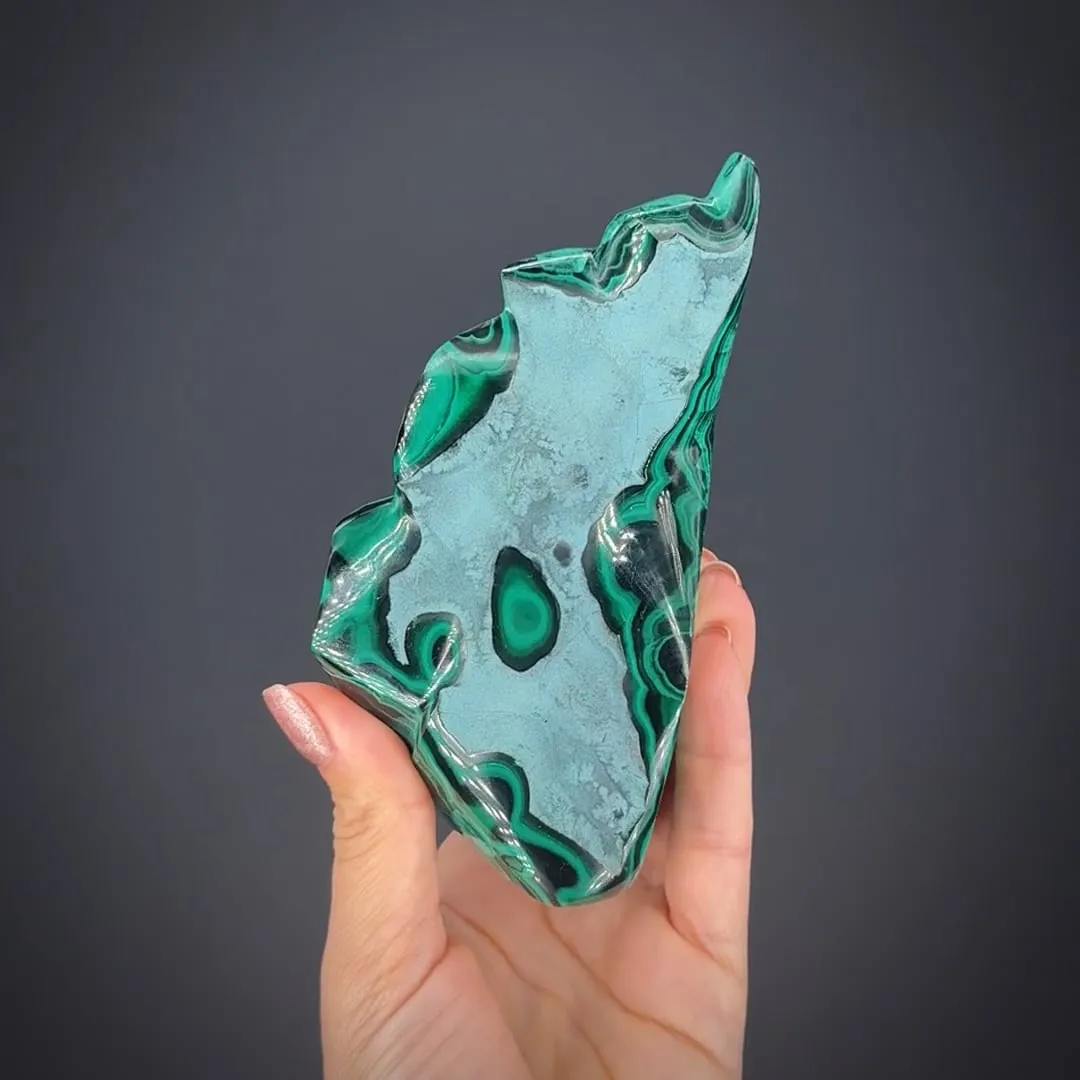 Malachite freeform carving (circa 1890s) - image 1