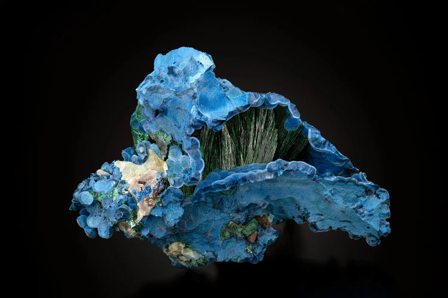 Malachite in Shattuckite pocket - image 4