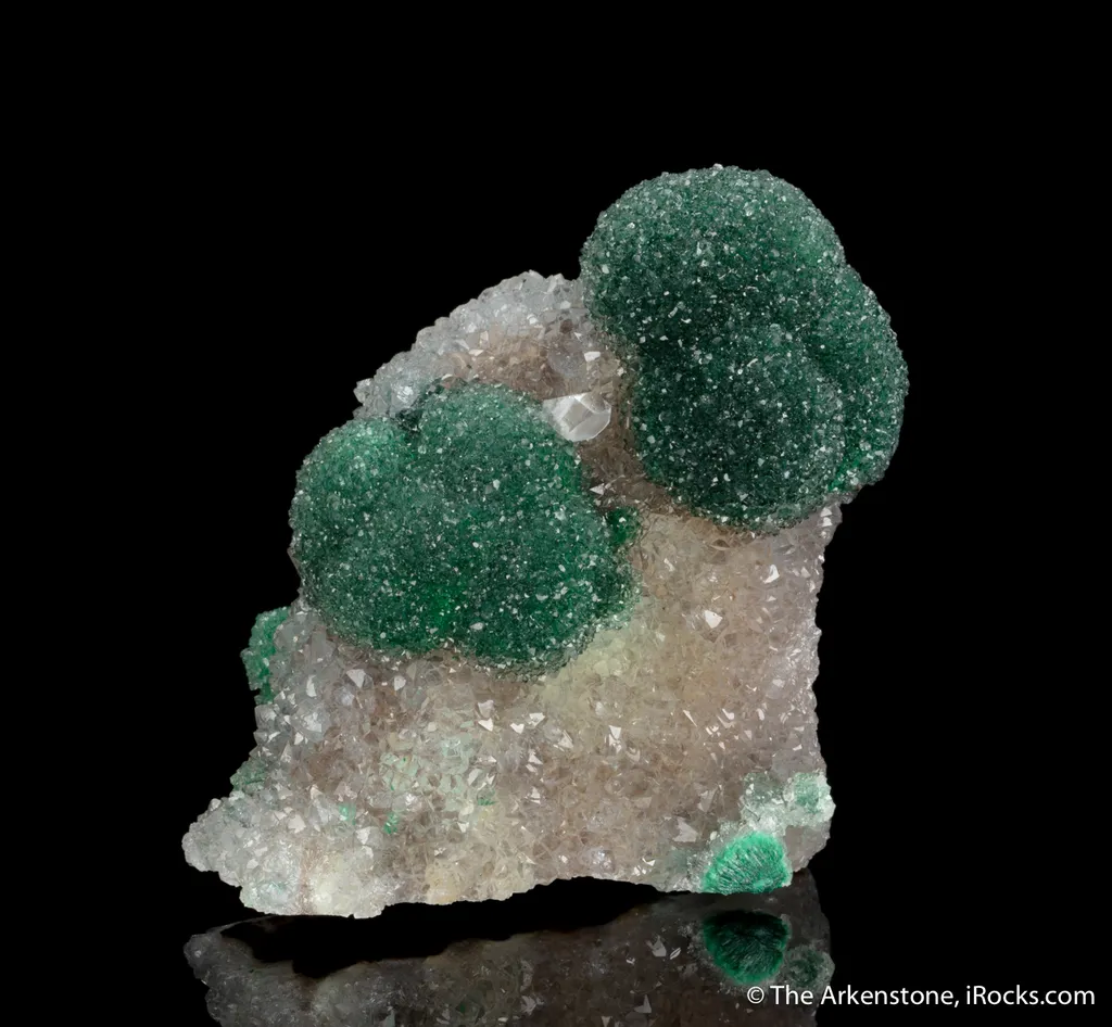 Malachite included in Quartz - image 2