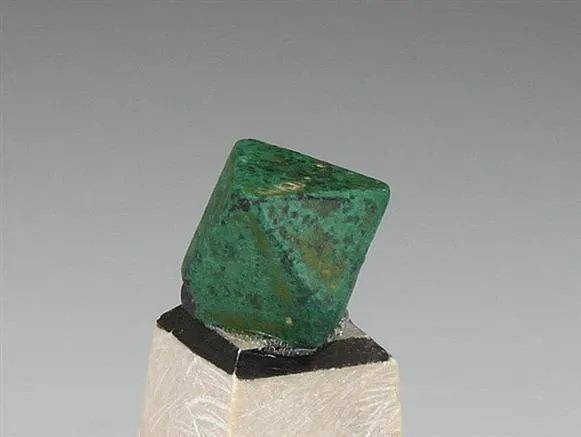 Malachite on Cuprite image