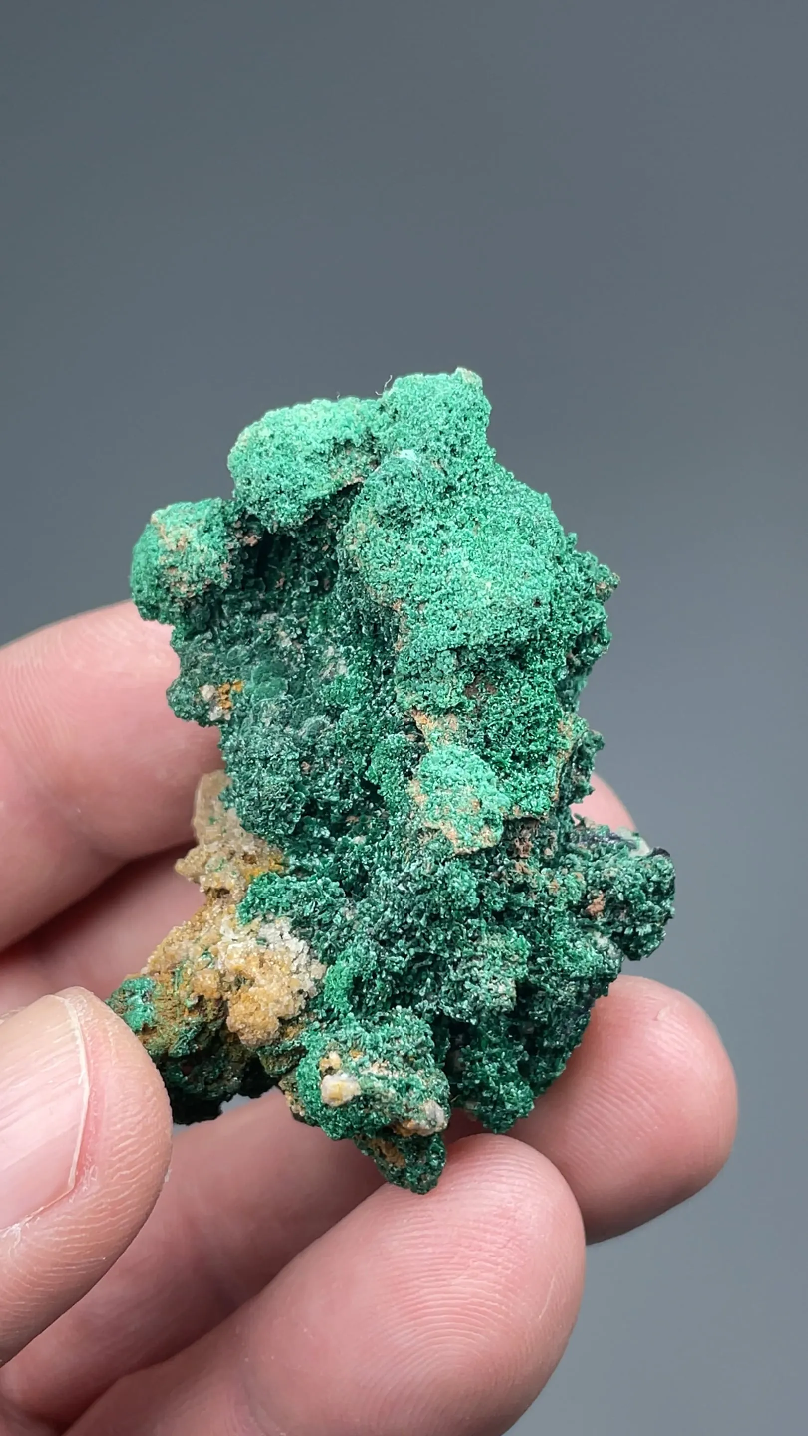 Malachite on Cuprite - image 2