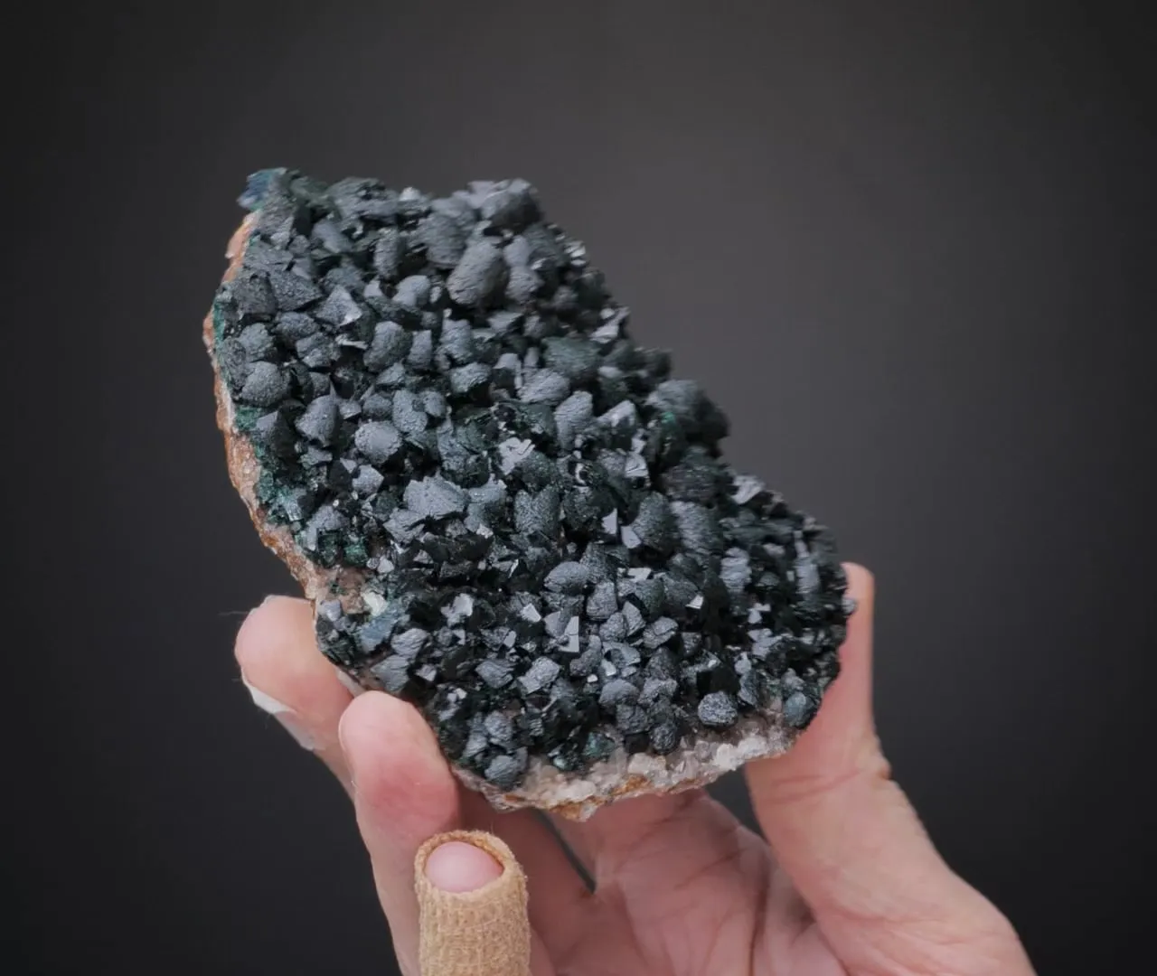 Malachite on Quartz - image 2