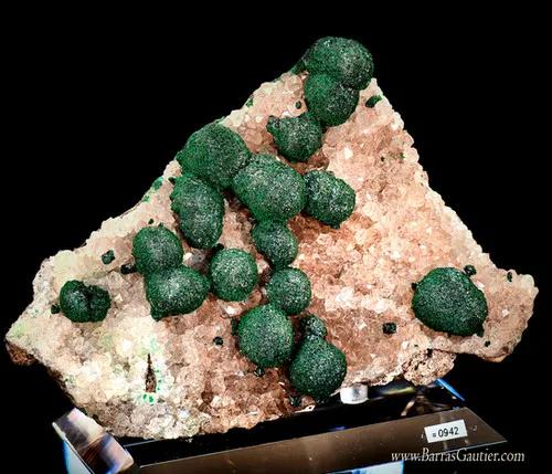 Malachite on Quartz - image 2