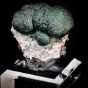 Malachite on Quartz - image 2