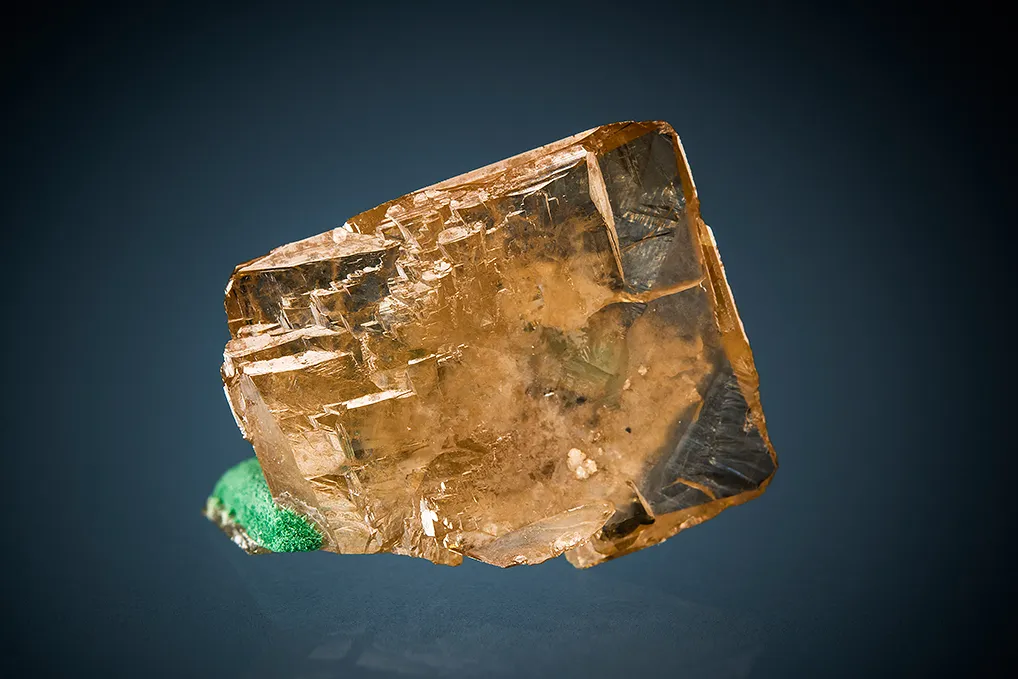 Malachite on Wulfenite image