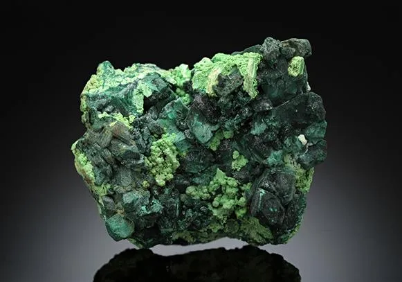 Malachite ps. after Azurite and Bayldonite ps. after Mimetite image
