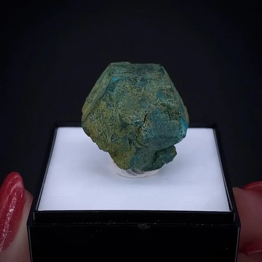 Malachite ps. after Cuprite image