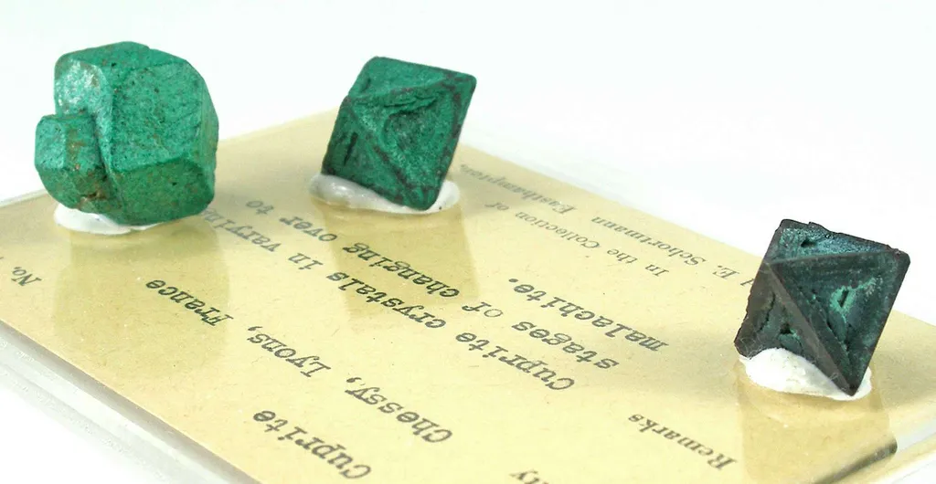 Malachite Ps. After Cuprite (Set Of 3 Distinct Crystal Habits) - image 2