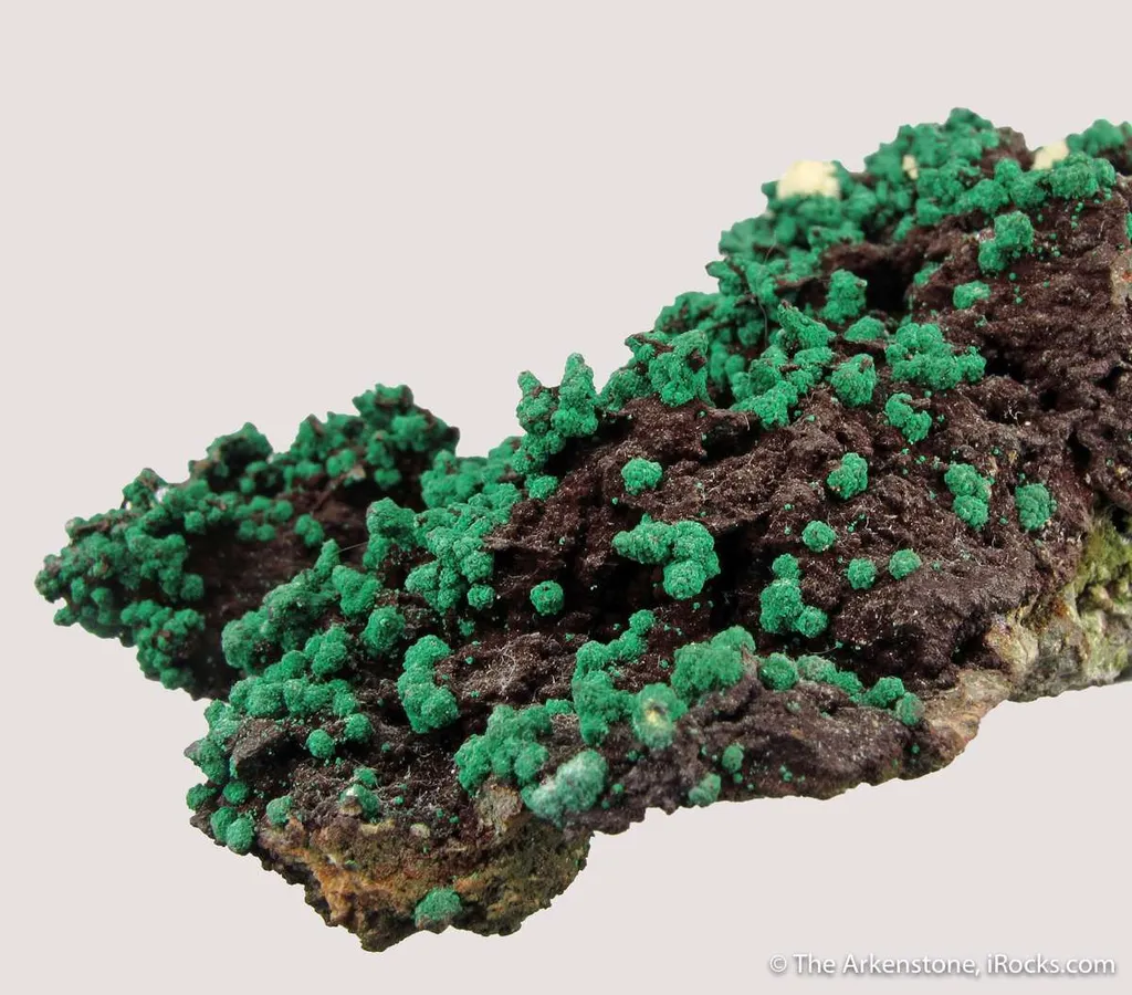 Malachite ps. Cuprite on Copper - image 4