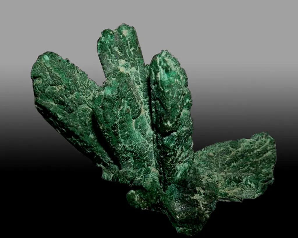 Malachite / Pseudomorphose après azurite from Namibia, Oshikoto Region, Tsumeb image