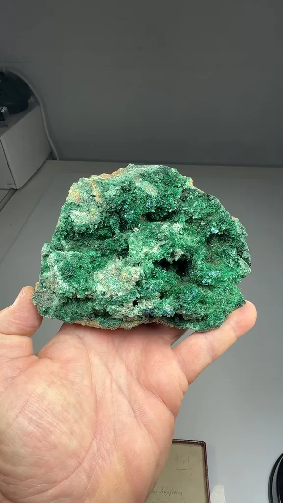Malachite with Cerussite image