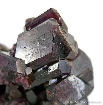 Mangan-Vesuvianite - image 2